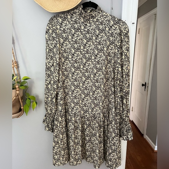 & OTHER STORIES Voluminous Sleeve Cupro Mini Dress Yellow Floral - Picture 3 of 3